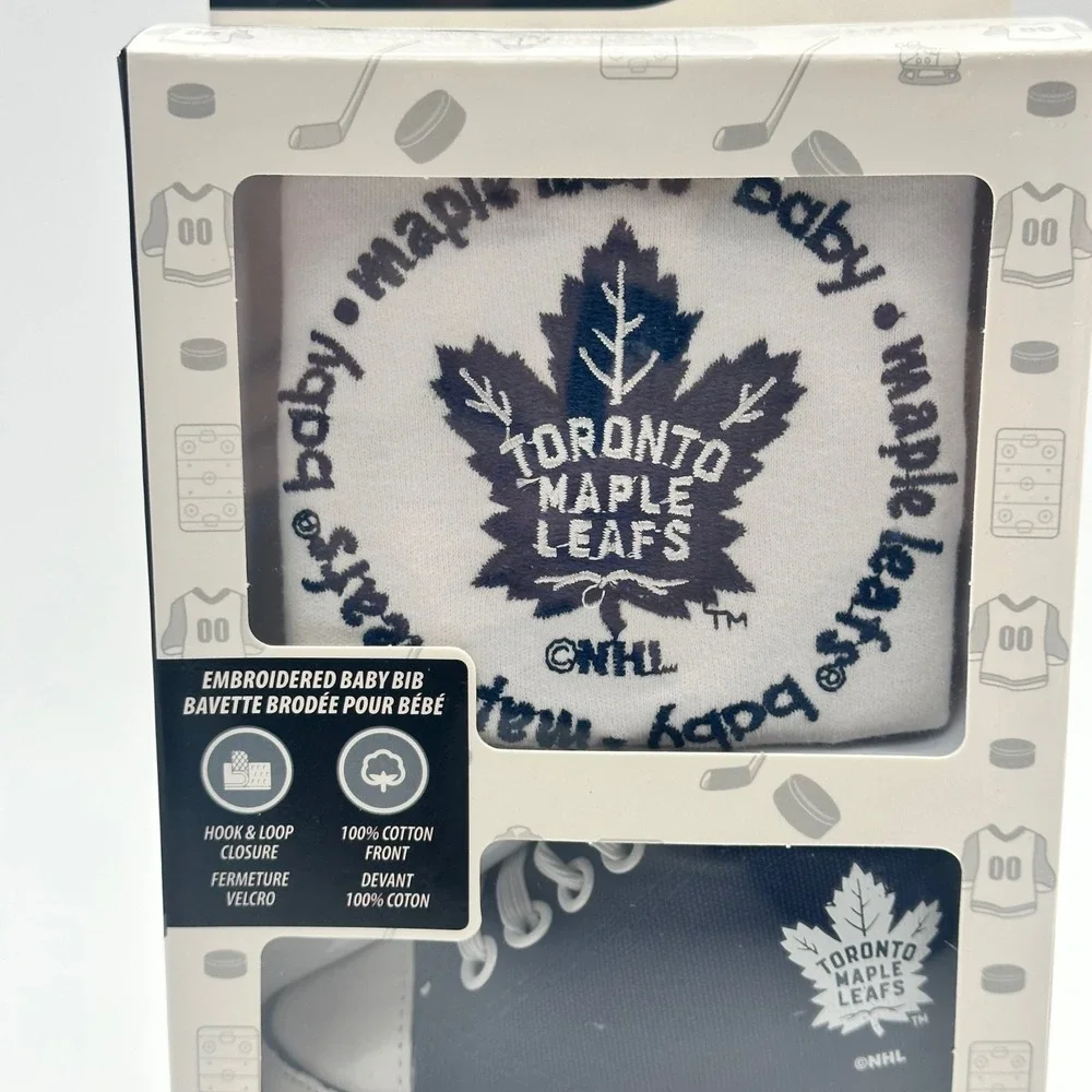 NHL Hockey Baby Toronto Maple Leafs Gift Set – Bib‎ and Shoes – FANATIC